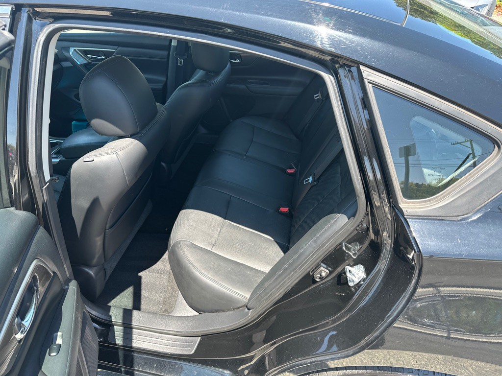2014 Nissan Altima Image 8
