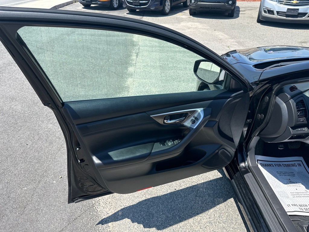2014 Nissan Altima Image 11