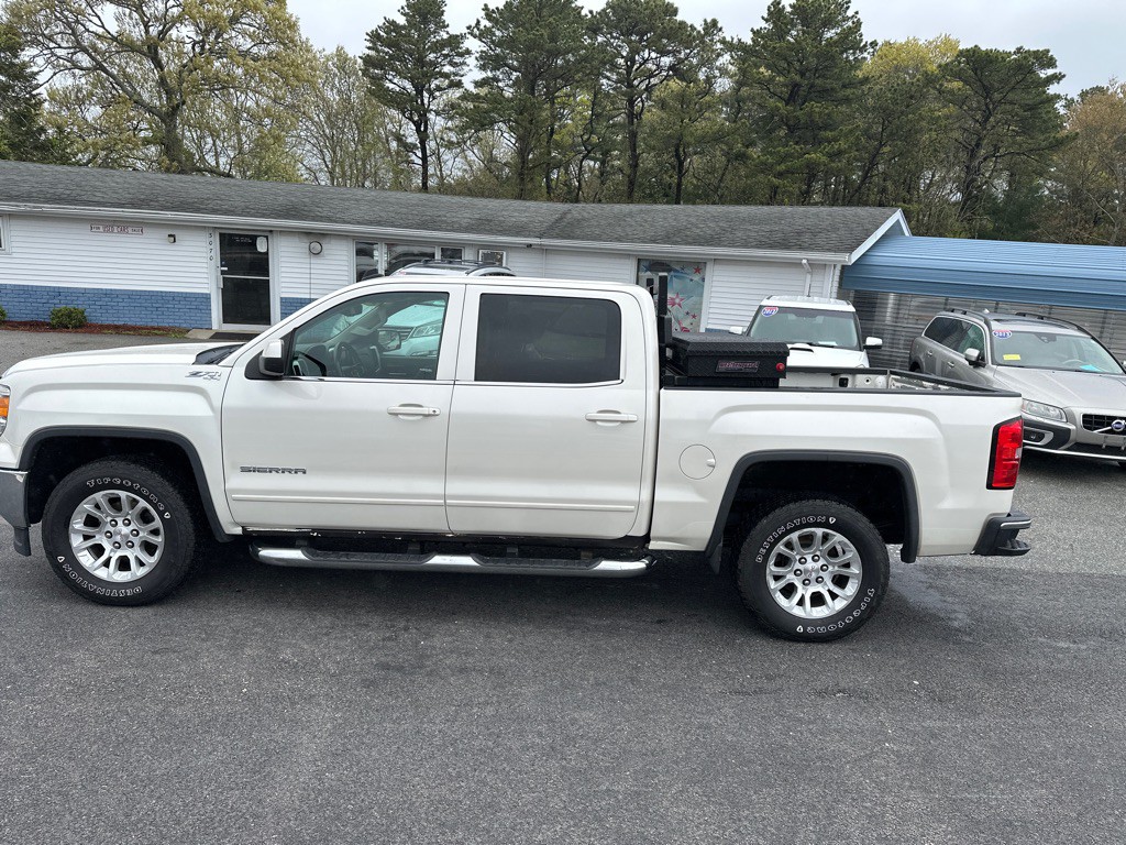 2014 GMC Sierra Image 2
