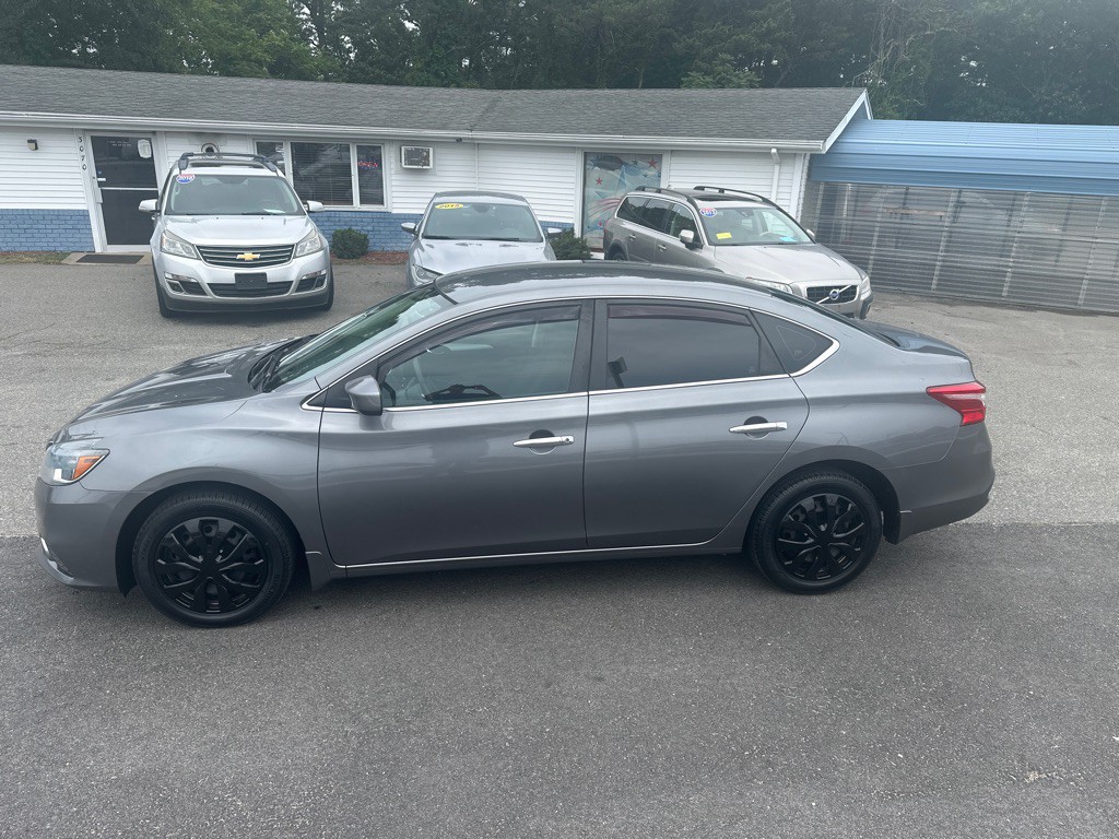 2017 Nissan Sentra Image 2