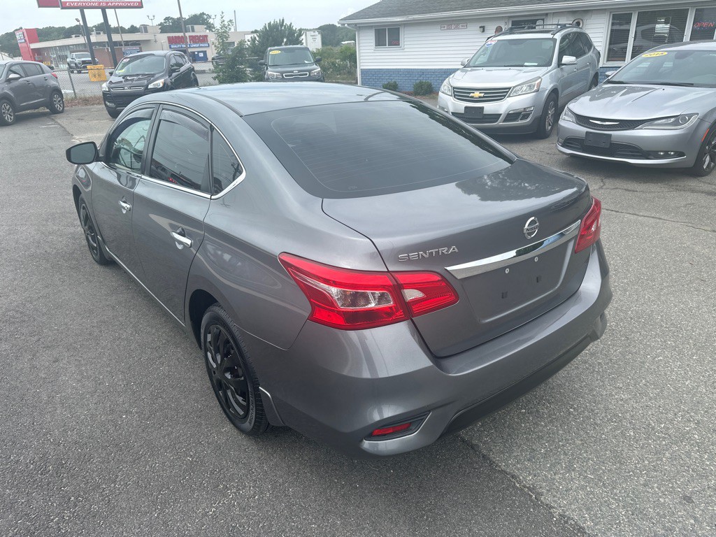 2017 Nissan Sentra Image 3