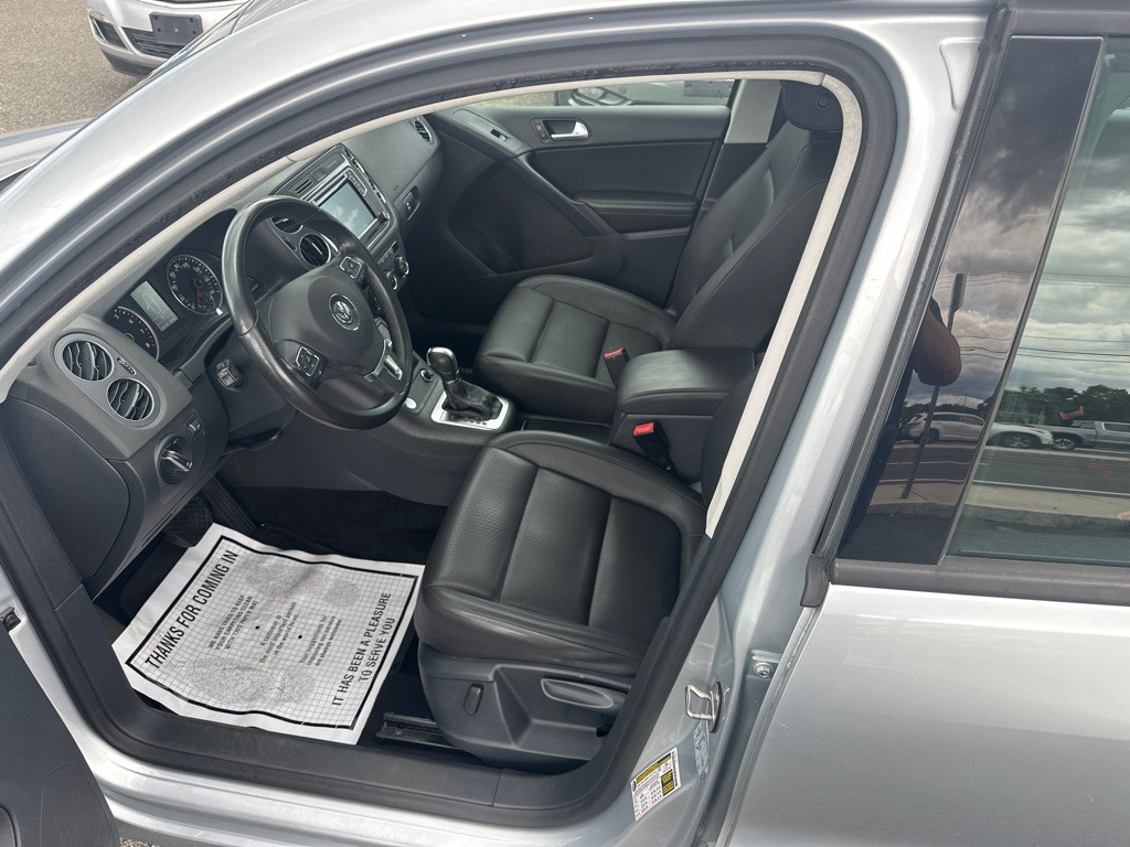 2017 Nissan Sentra Image 23