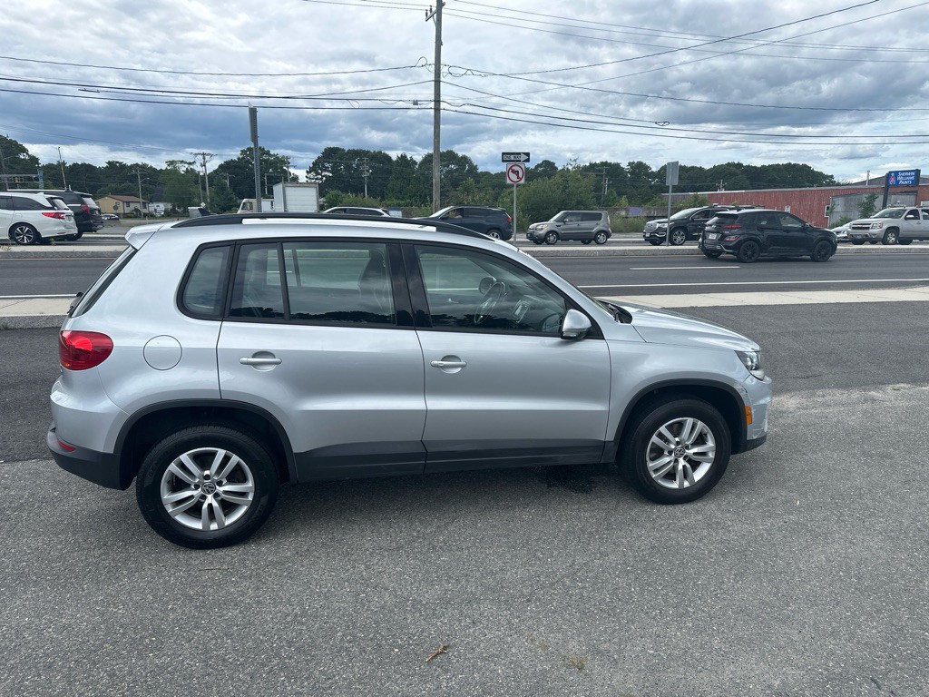 2017 Volkswagen Tiguan Image 6