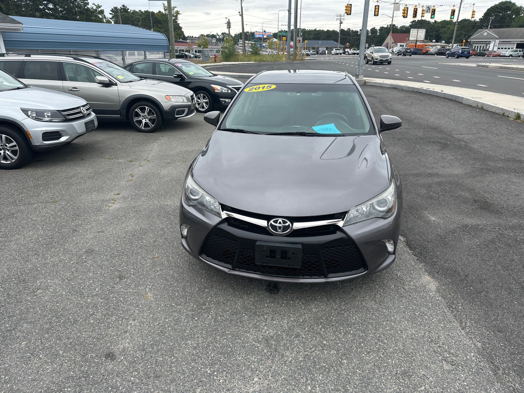 2015 Toyota Camry Image 6