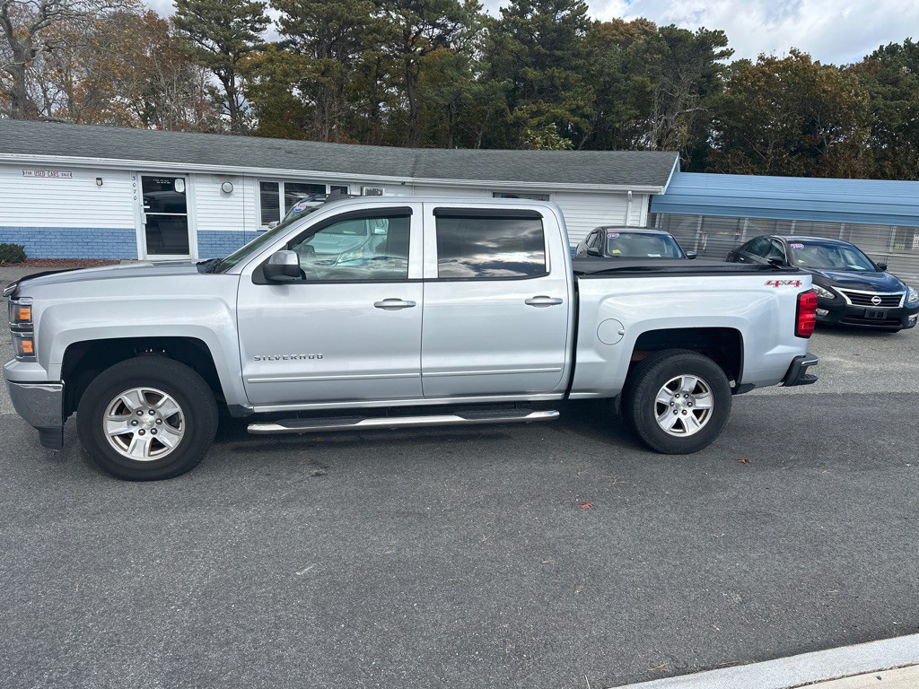 2015 Chevrolet Silverado 1500 Image 2