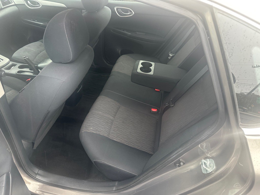 2015 Nissan Sentra Image 5