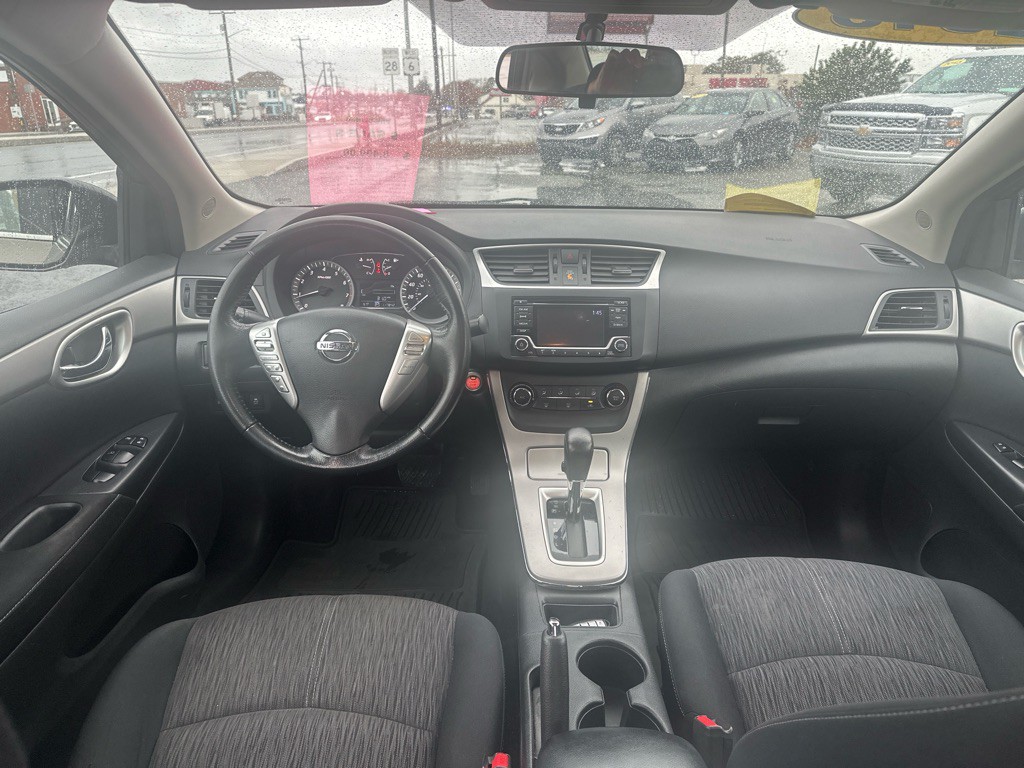2015 Nissan Sentra Image 16