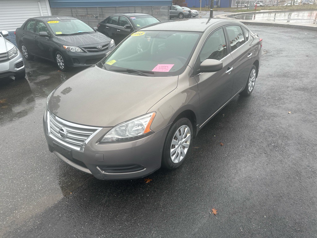 2015 Nissan Sentra Image 1
