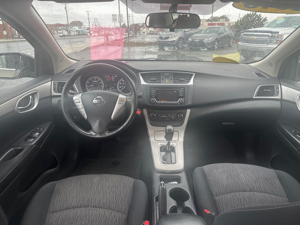 2015 Nissan Sentra Image 7