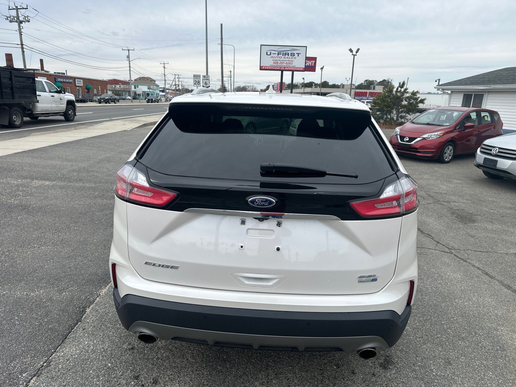 2019 Ford Escape Image 16