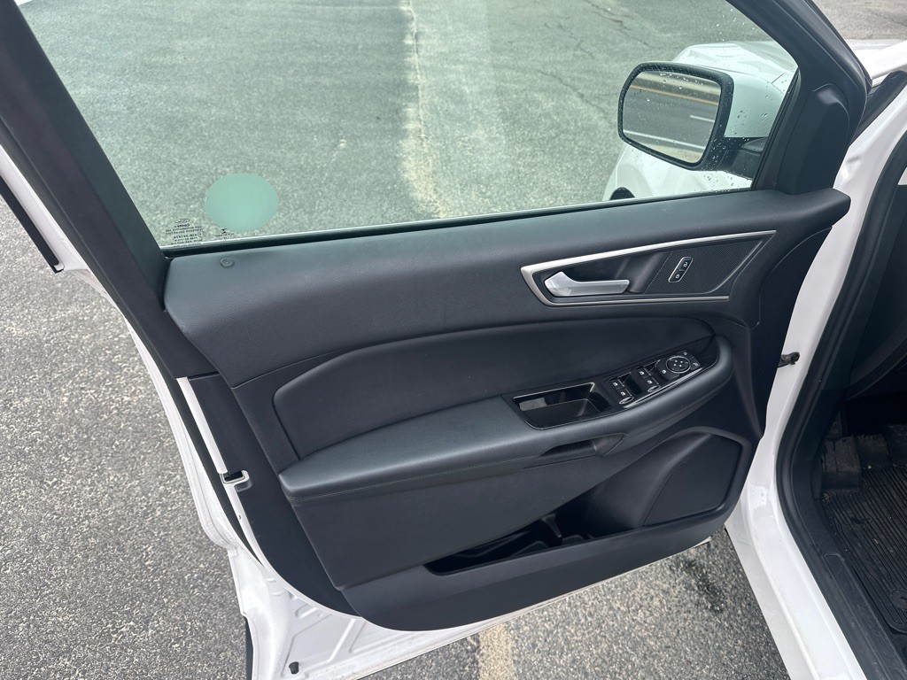 2019 Ford Escape Image 24