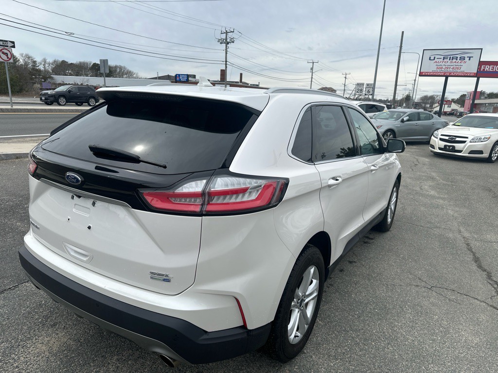 2019 Ford Edge Image 5