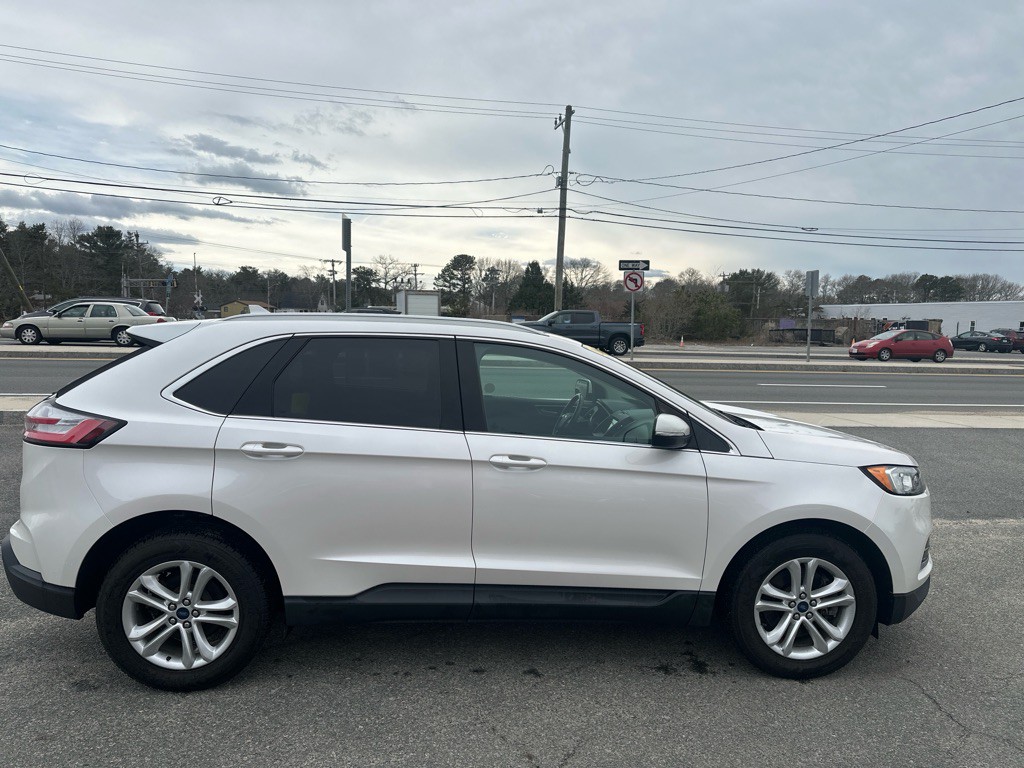 2019 Ford Edge Image 6