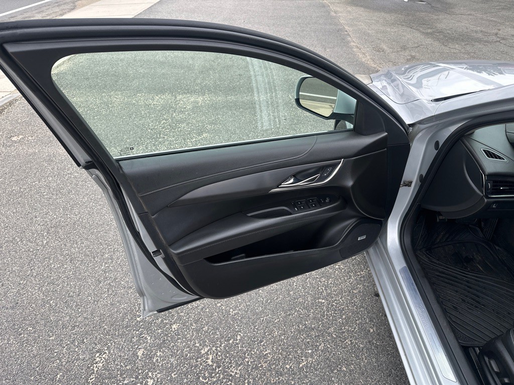 2015 Cadillac ATS Image 11