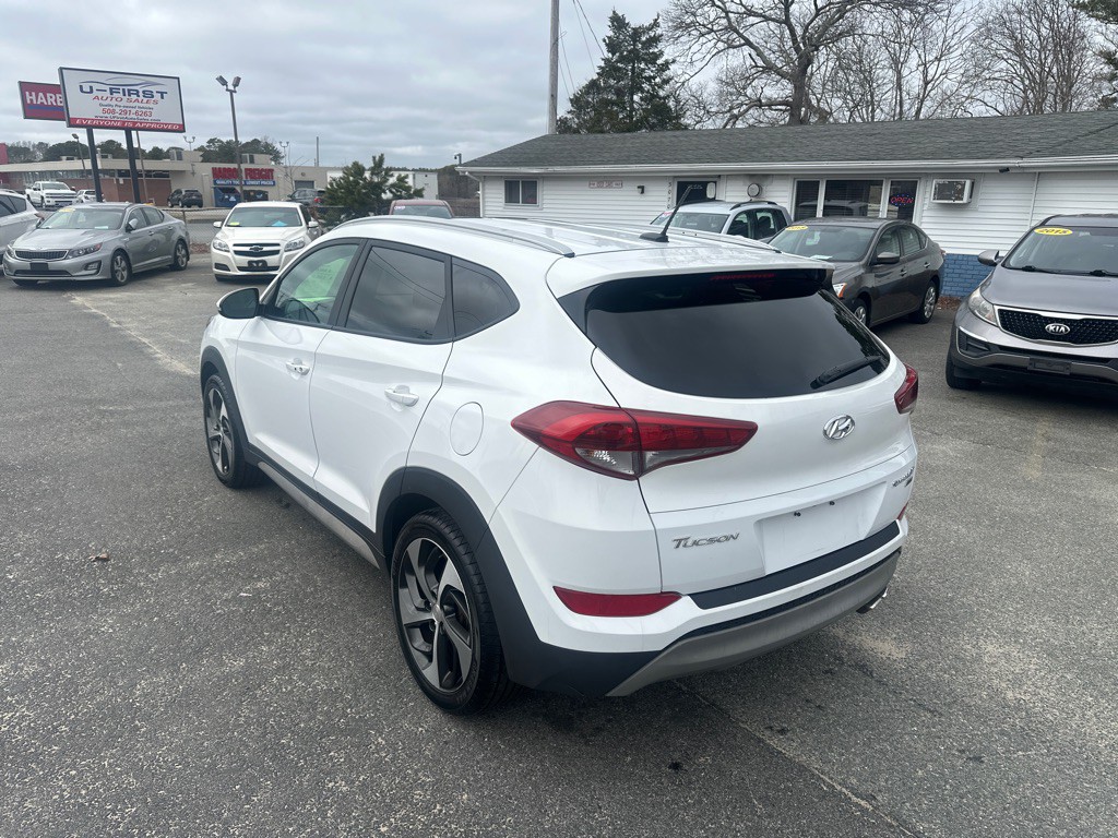 2017 Hyundai Tucson Image 3