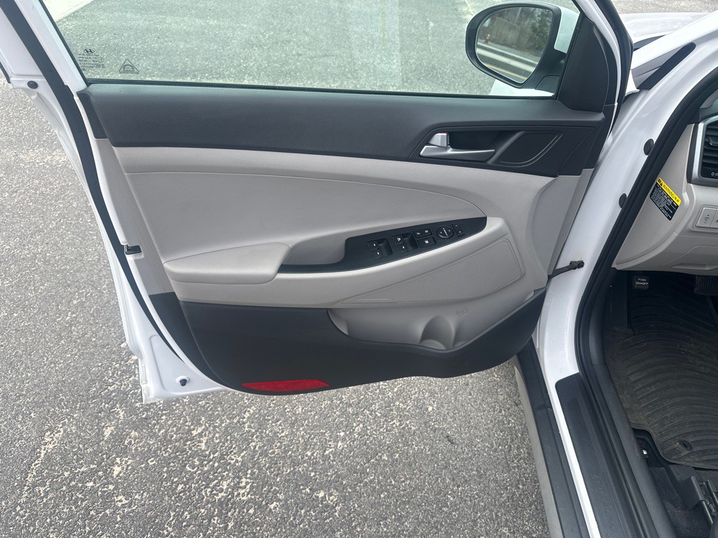 2017 Hyundai Tucson Image 12