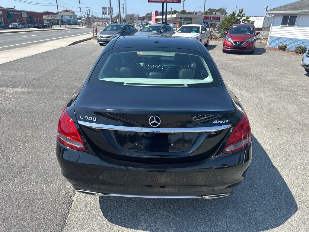 2018 Mercedes-Benz C-Class Image 4