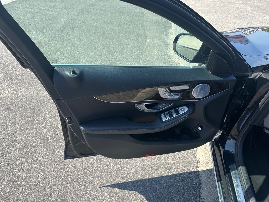 2018 Mercedes-Benz C-Class Image 12