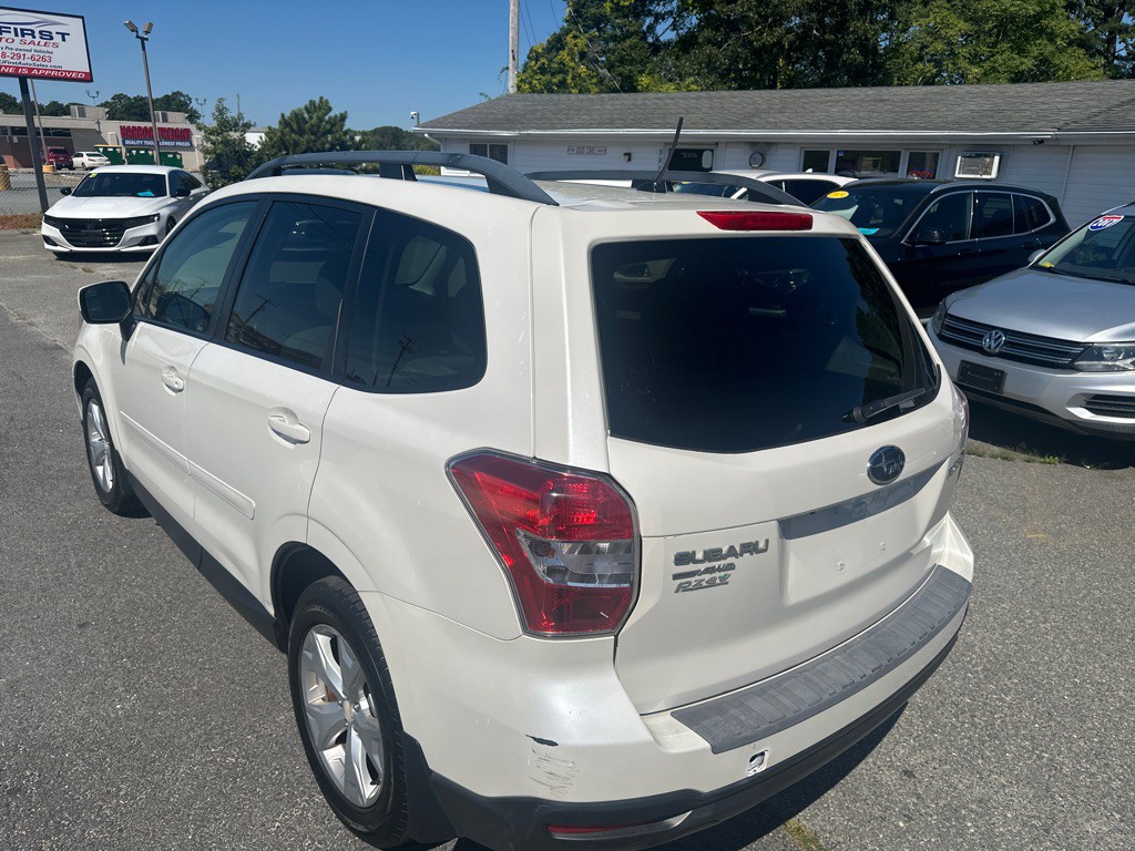 2015 Subaru Forester Image 3