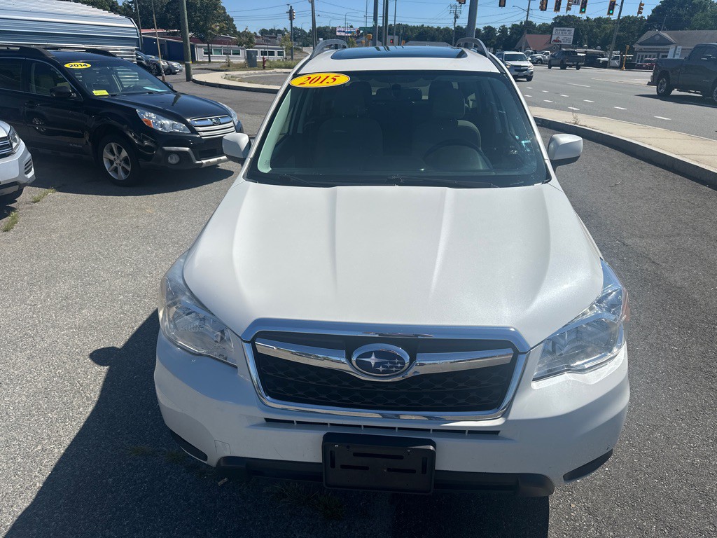 2015 Subaru Forester Image 8