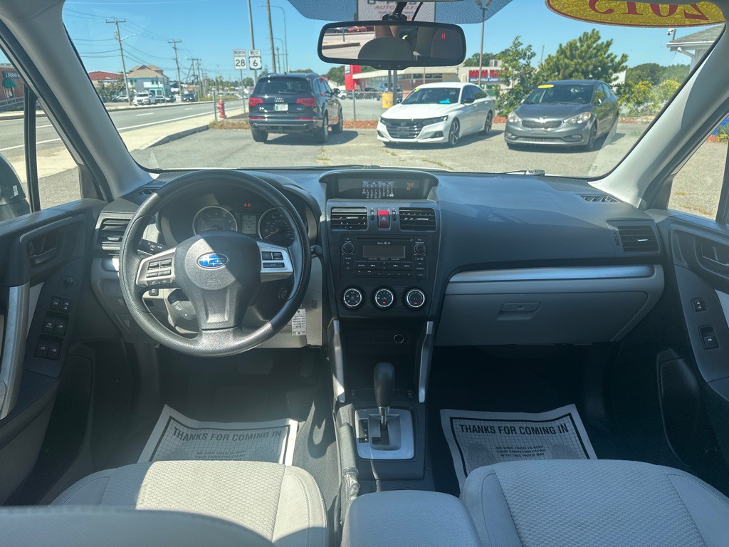 2015 Subaru Forester Image 10