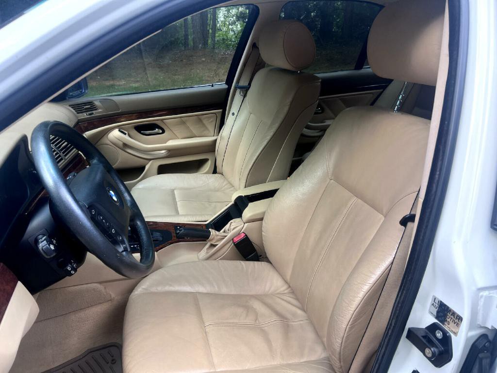 2003 BMW 5 Series Image 10