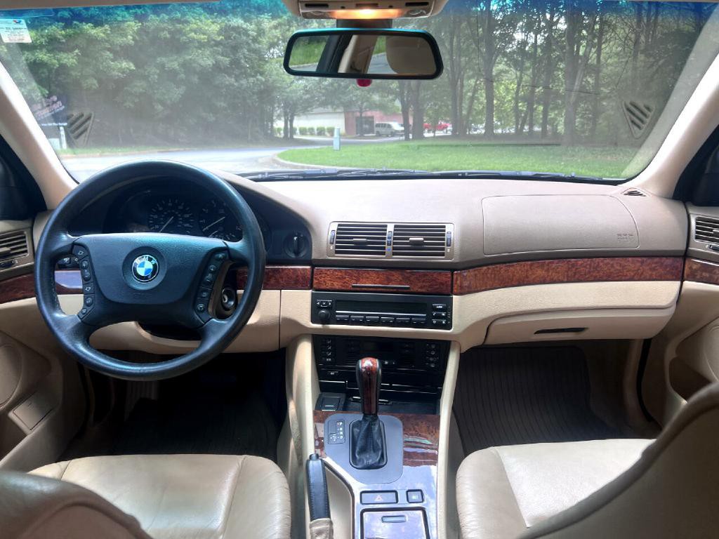 2003 BMW 5 Series Image 19