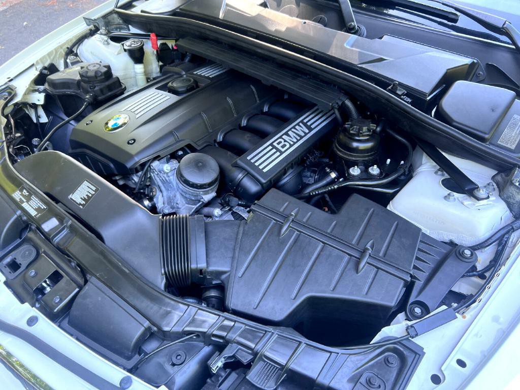 2012 BMW 1 Series Image 21