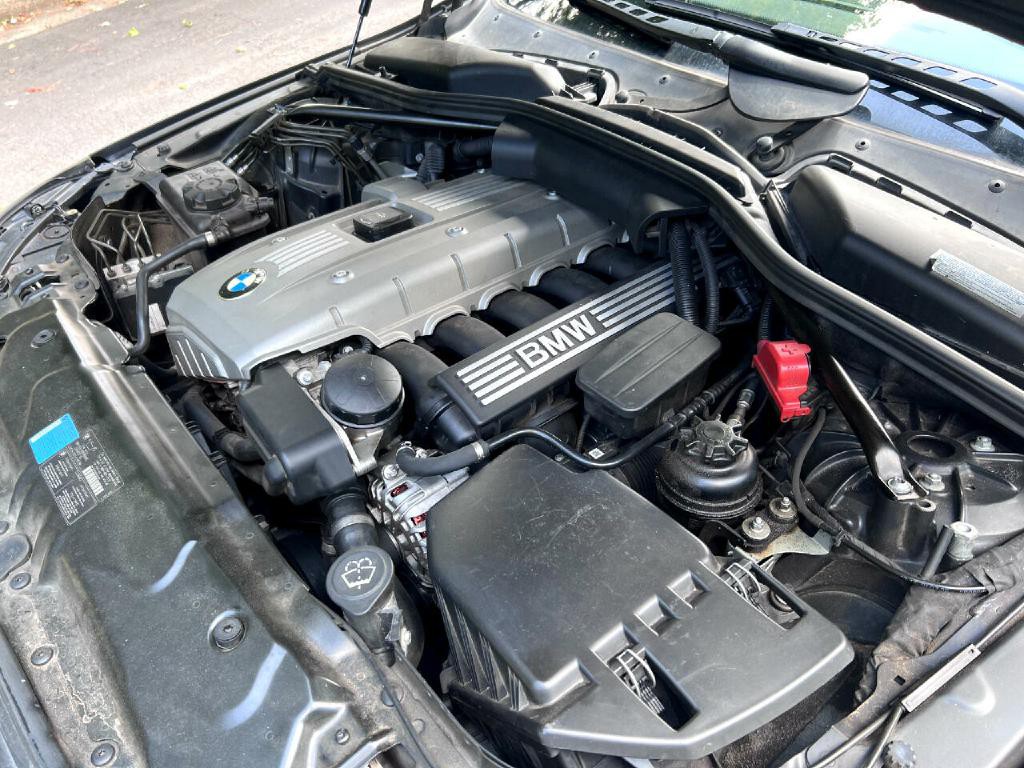 2006 BMW 5 Series Image 24