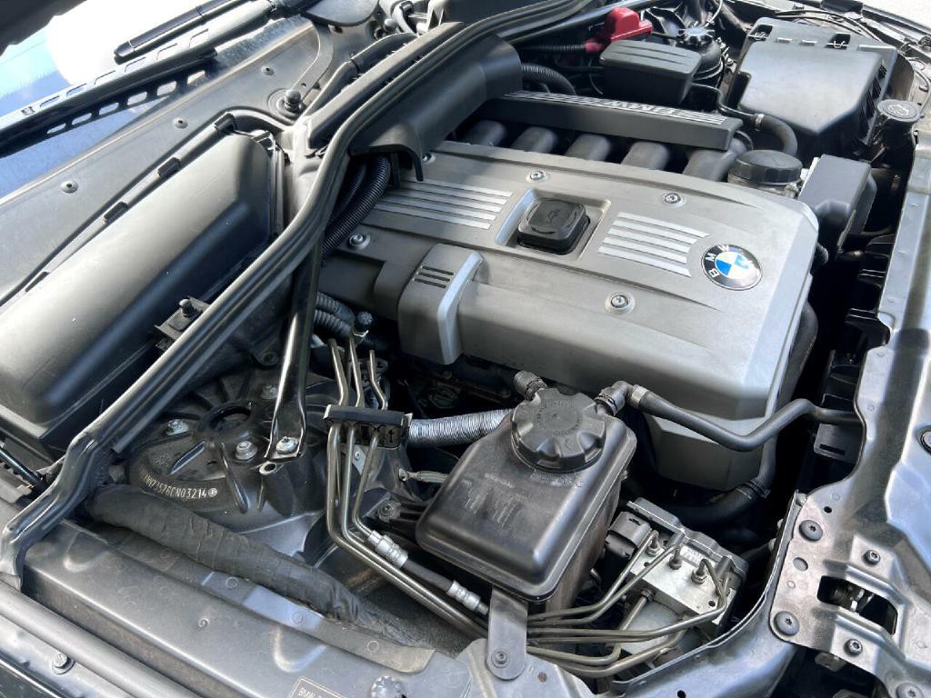 2006 BMW 5 Series Image 25