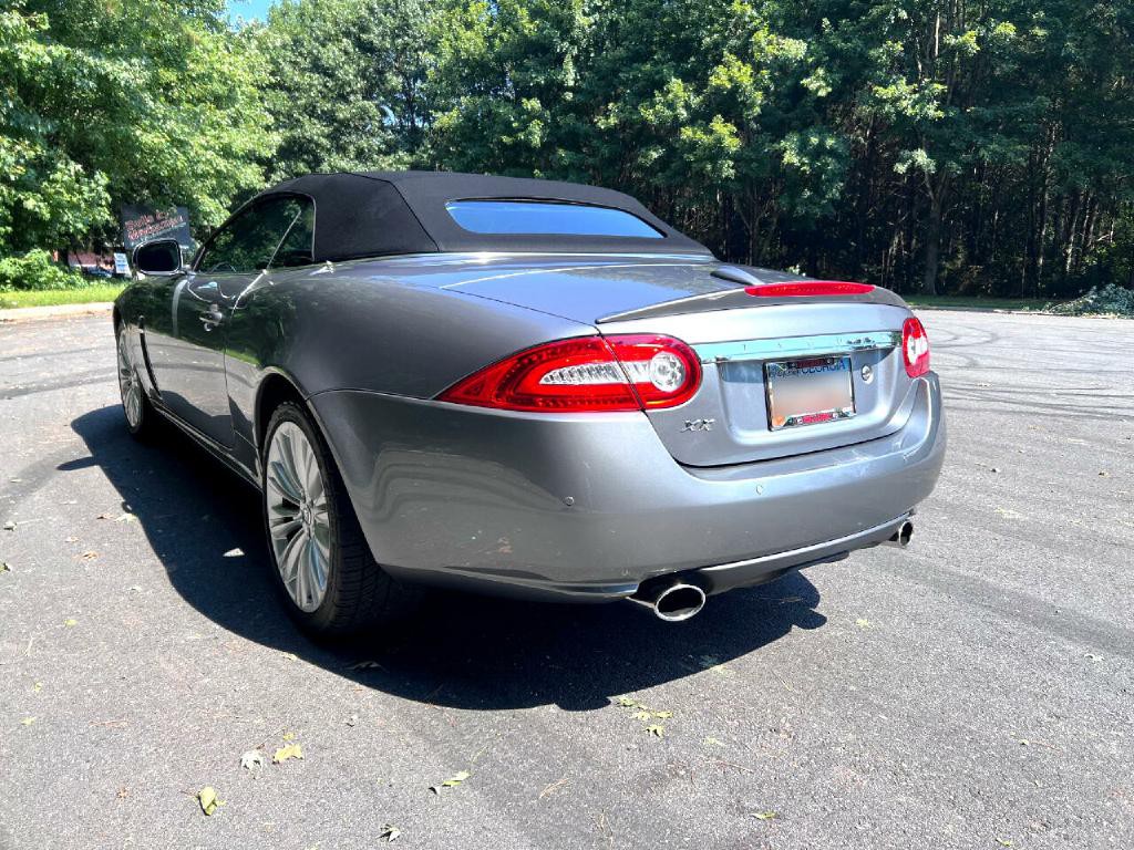 2010 Jaguar XK-Series Image 6