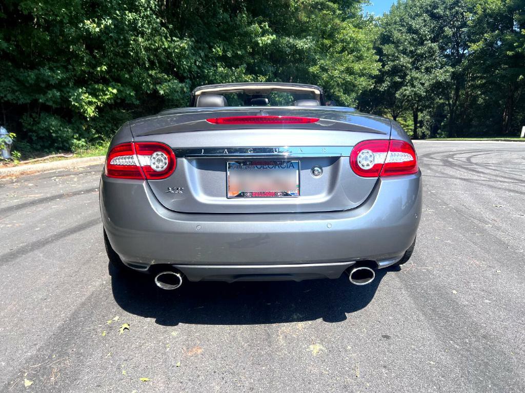 2010 Jaguar XK-Series Image 8