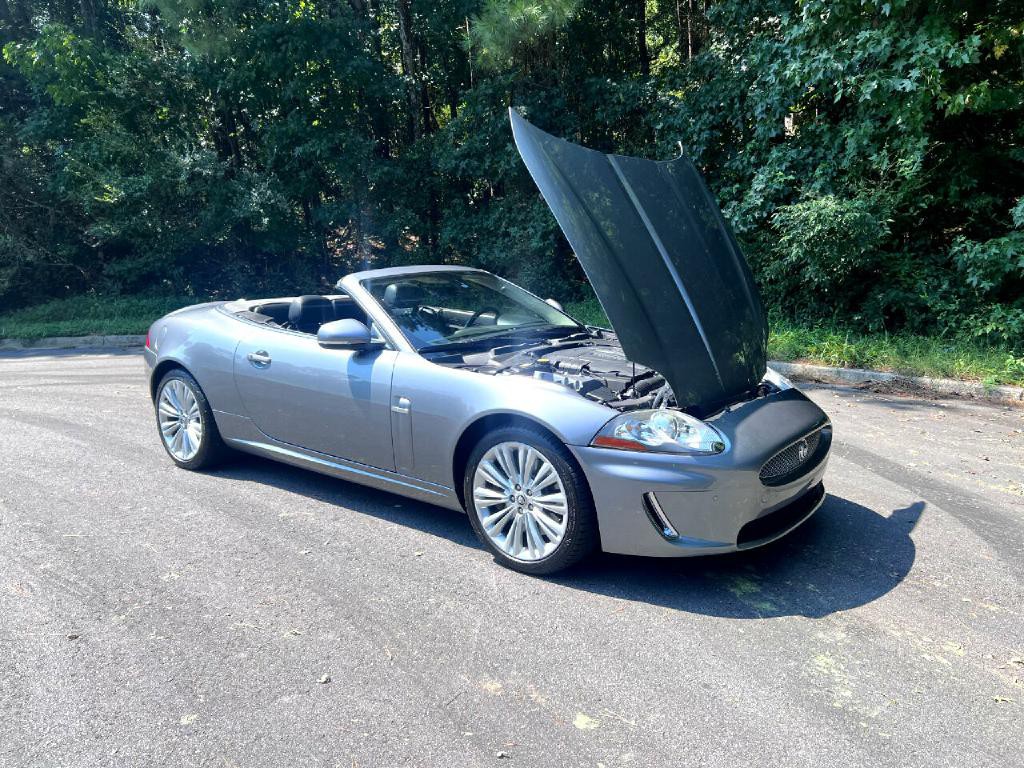 2010 Jaguar XK-Series Image 16