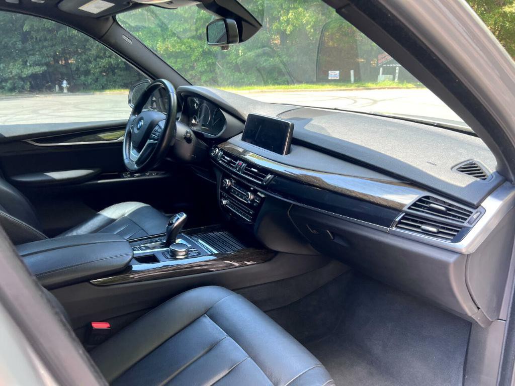 2018 BMW X5 Image 21