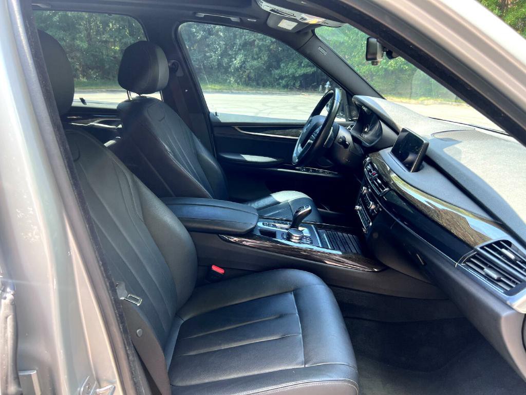 2018 BMW X5 Image 21