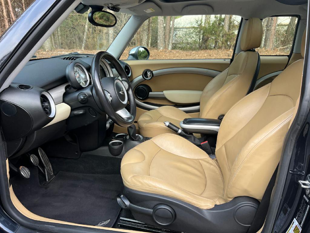 2008 MINI Cooper Clubman Image 11