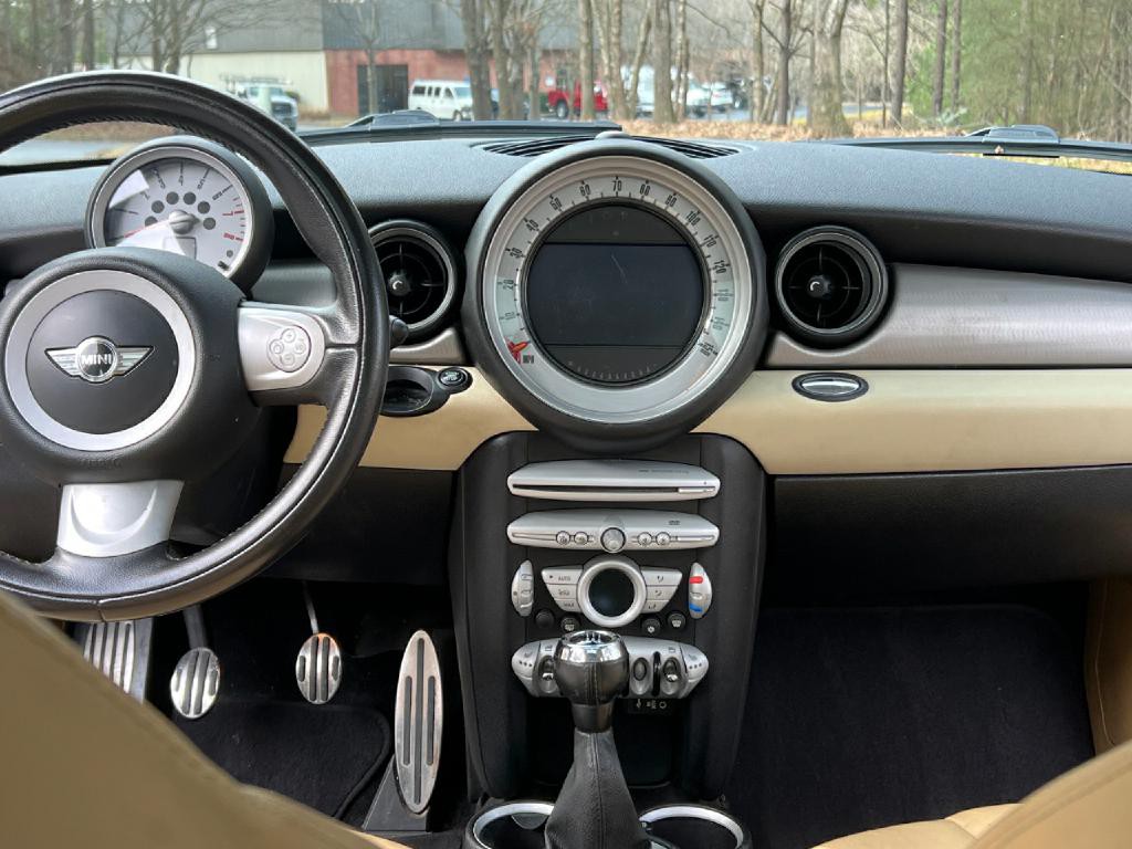 2008 MINI Cooper Clubman Image 18