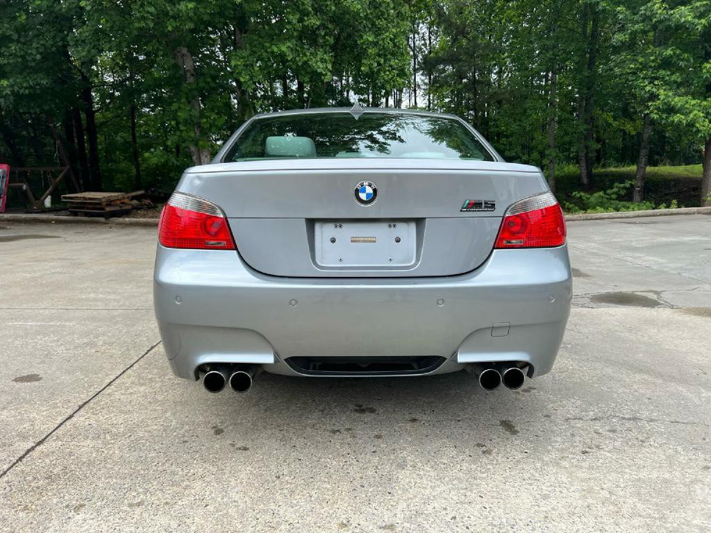 2007 BMW M5 Image 6