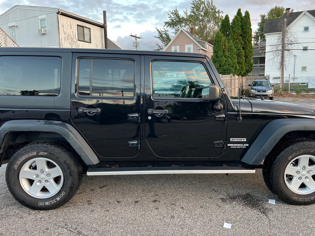 2017 Jeep Wrangler Unlimited Image 4