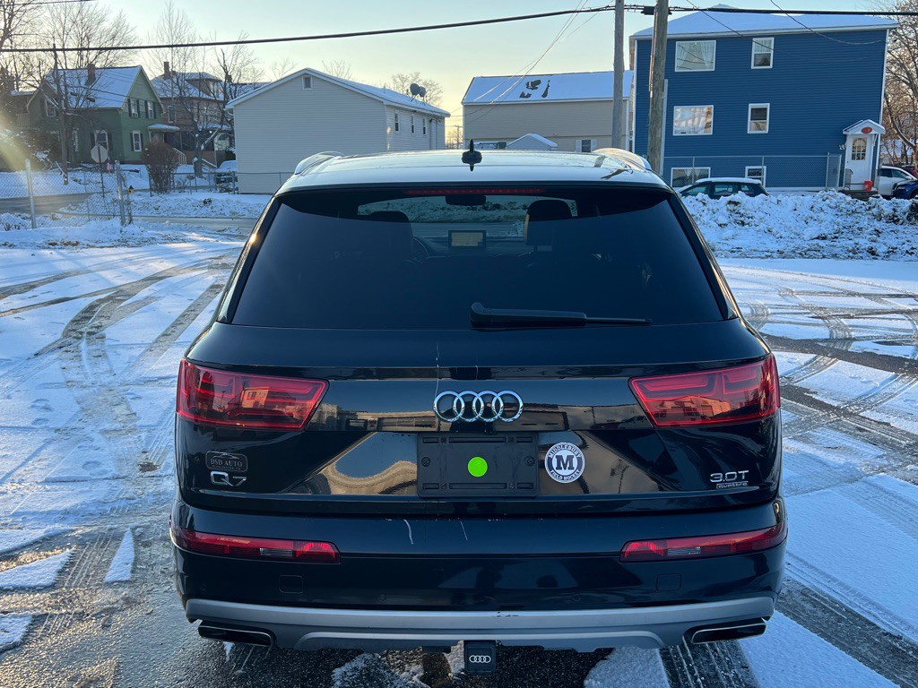 2017 Audi Q7 Image 5