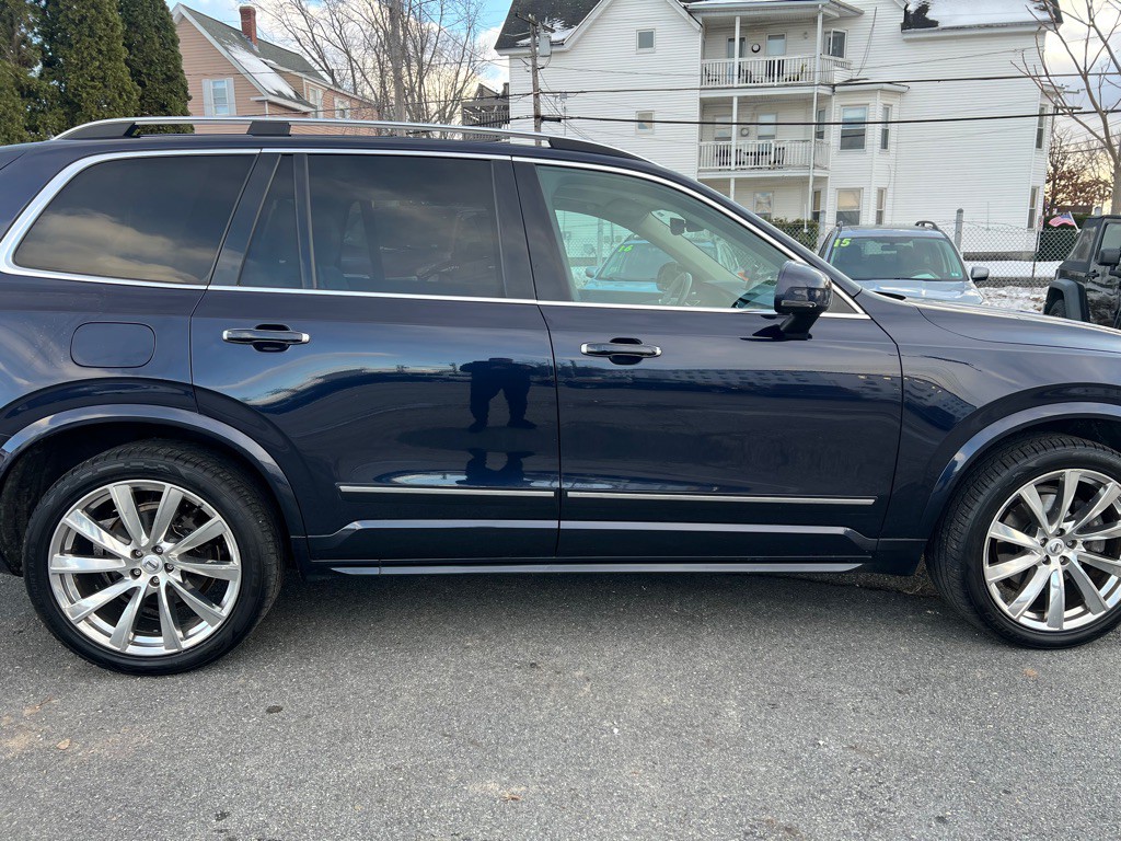 2017 Volvo XC90 Image 6