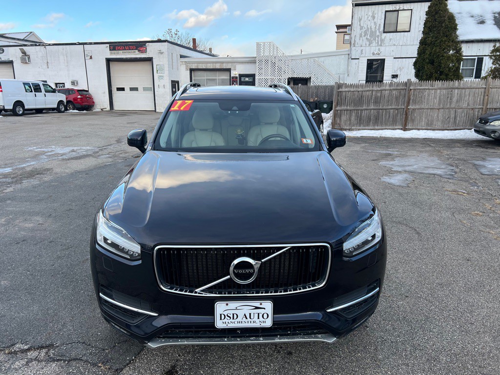 2017 Volvo XC90 Image 8