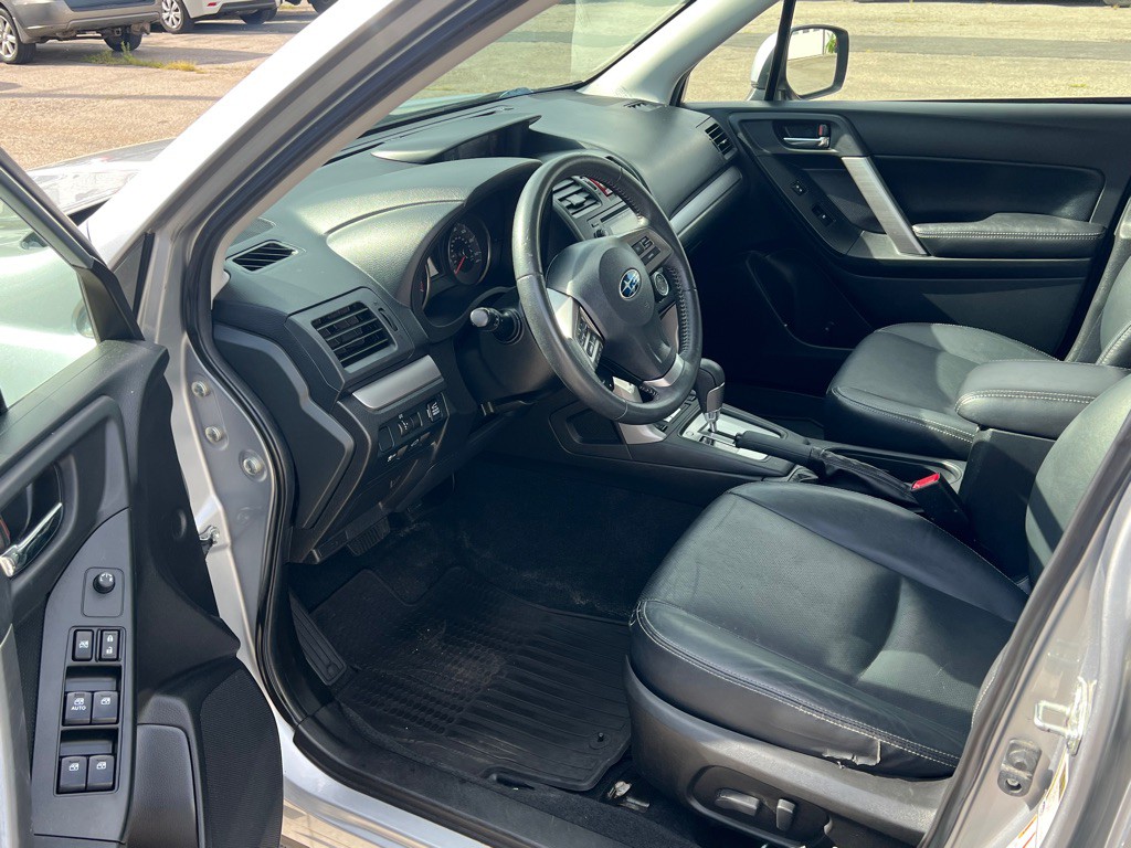 2015 Subaru Forester Image 6