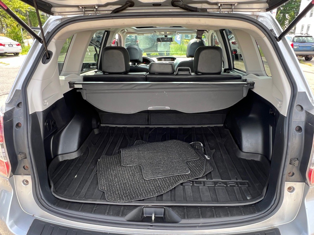 2015 Subaru Forester Image 8