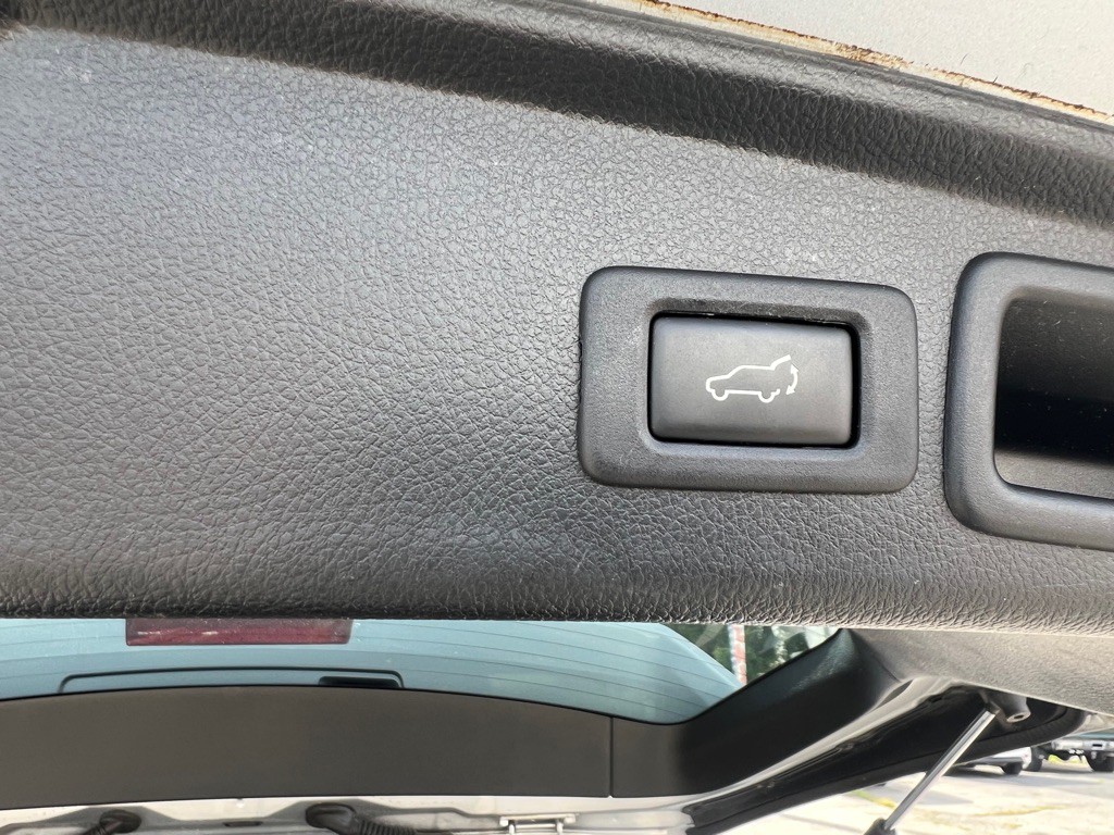 2015 Subaru Forester Image 9