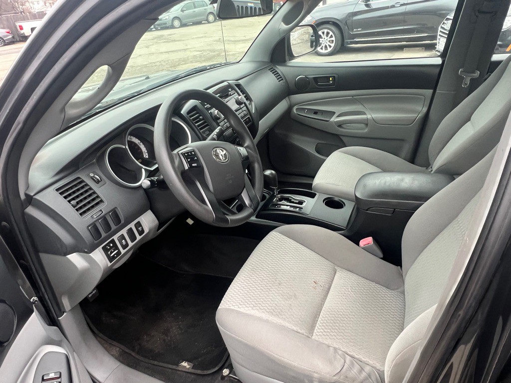 2012 Toyota Tacoma Image 21