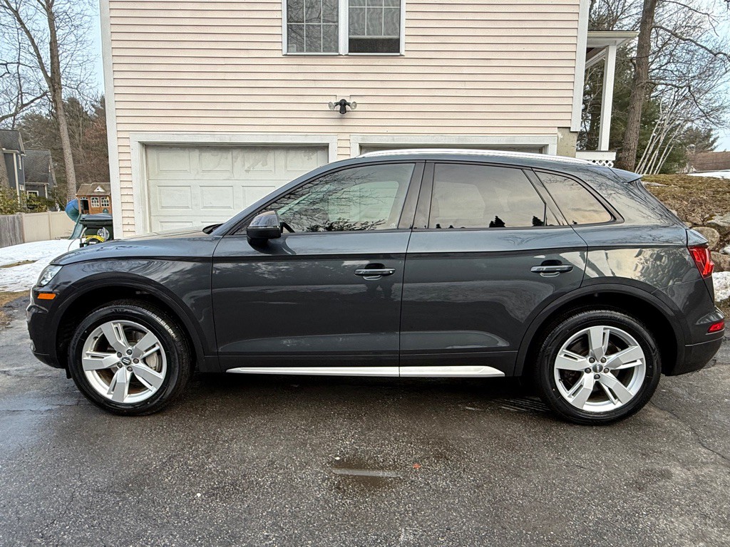 2018 Audi Q5 Image 2