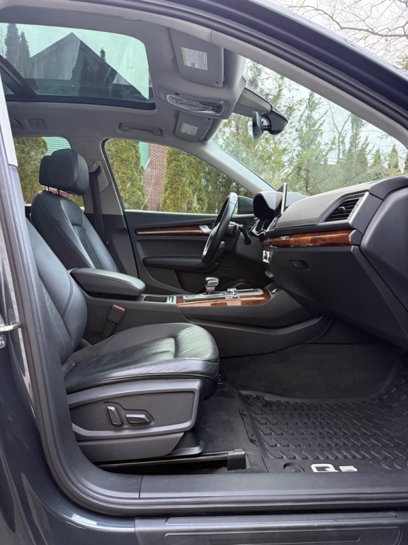 2018 Audi Q5 Image 9