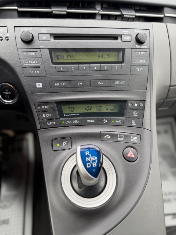 2010 Toyota Prius Image 16