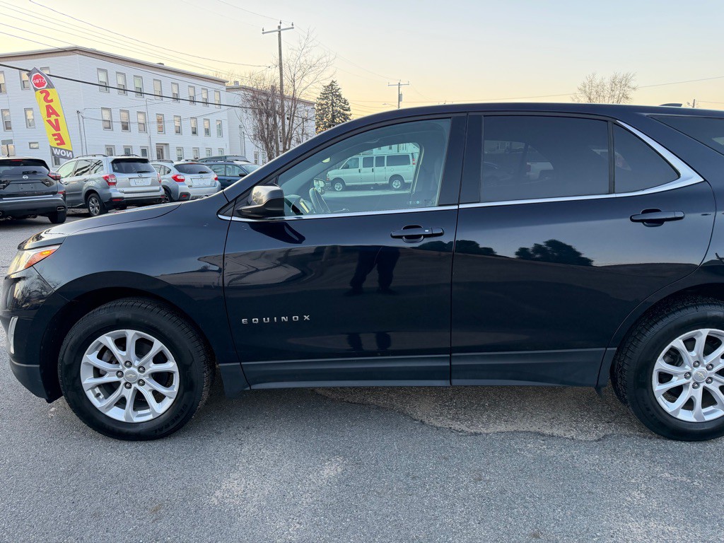 2020 Chevrolet Equinox Image 2